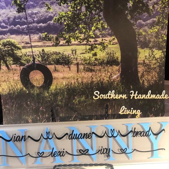 Back-to-school Personalized Tiles - Picture 5 of 8